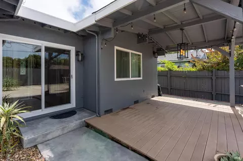Exterior - 159 Maywood Dr, Vallejo, CA 94591 photo 5 of 9