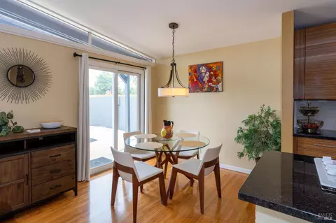 Dining - 159 Maywood Dr, Vallejo, CA 94591 photo 3 of 4