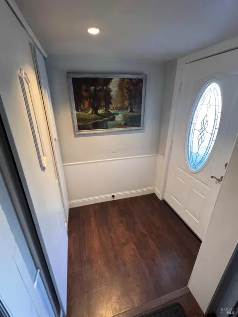 Entry Way - 1217 Florida St, Vallejo, CA 94590 photo 1 of 3