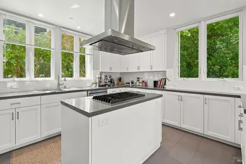 Kitchen - 112 Glen Dr, Sausalito, CA 94965 photo 3 of 6