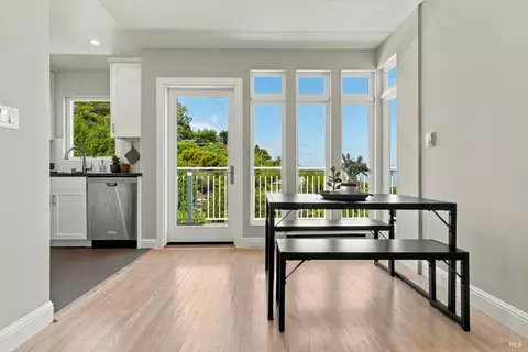 Dining - 112 Glen Dr, Sausalito, CA 94965 photo 2 of 4