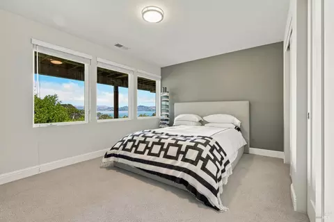 Bedroom - 112 Glen Dr, Sausalito, CA 94965 photo 1 of 1