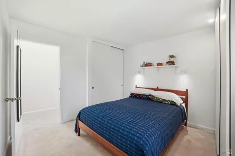 Bedroom - 178 Courtyards E, Windsor, CA 95492 photo 3 of 4