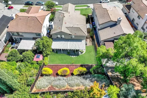 View/Area - 2440 Skyview Cir, Fairfield, CA 94534 photo 2 of 2