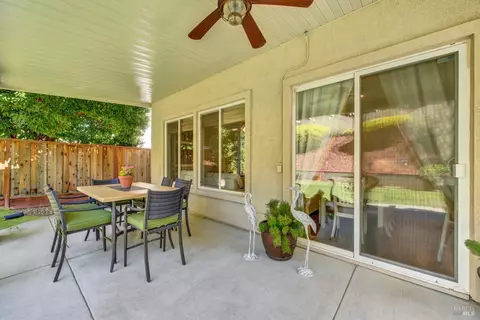 Exterior - 2440 Skyview Cir, Fairfield, CA 94534 photo 4 of 11
