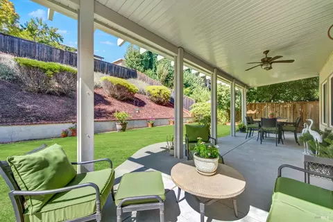 Exterior - 2440 Skyview Cir, Fairfield, CA 94534 photo 6 of 11