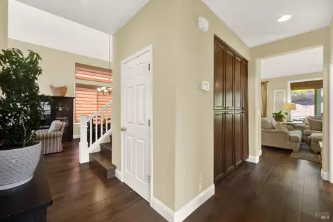 Entry Way - 2440 Skyview Cir, Fairfield, CA 94534 photo 3 of 4