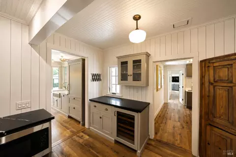 Entry Way - 1145 3rd Ave, Napa, CA 94558 photo 1 of 2