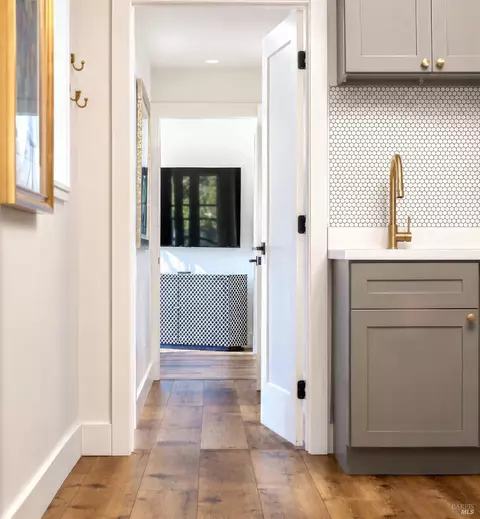 Entry Way - 1145 3rd Ave, Napa, CA 94558 photo 2 of 2