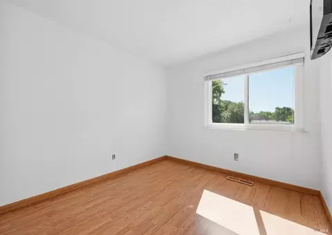 Bedroom - 4906 Oakbrook Ct, Fairfield, CA 94534 photo 3 of 4