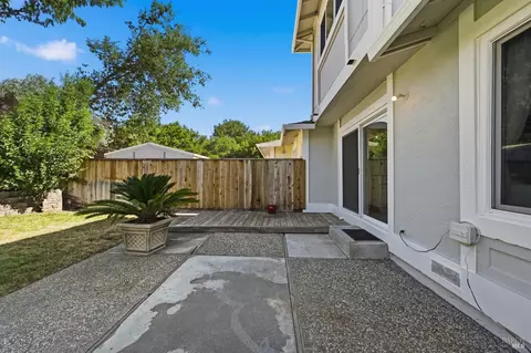 Exterior - 4906 Oakbrook Ct, Fairfield, CA 94534 photo 7 of 7