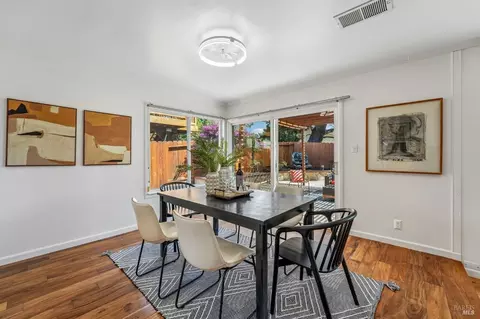 Dining - 418 Larkin Dr, Benicia, CA 94510 photo 1 of 5