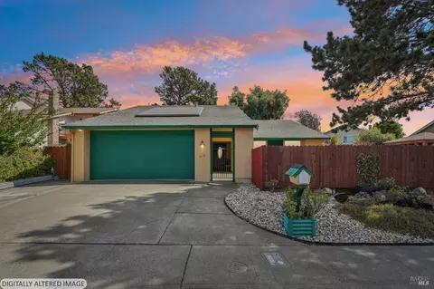 Exterior - 418 Larkin Dr, Benicia, CA 94510 photo 10 of 10