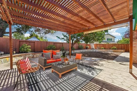 Exterior - 418 Larkin Dr, Benicia, CA 94510 photo 2 of 10