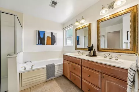 Bath - 418 Larkin Dr, Benicia, CA 94510 photo 1 of 7