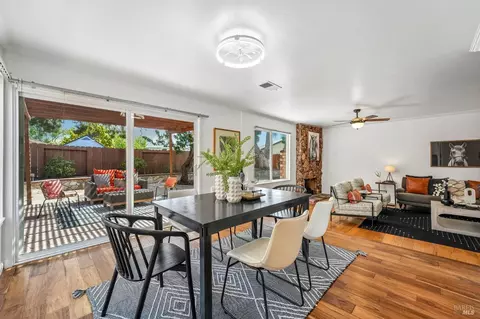 Dining - 418 Larkin Dr, Benicia, CA 94510 photo 3 of 5