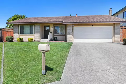 4405 Glacier Ct, Rohnert Park, CA 94928