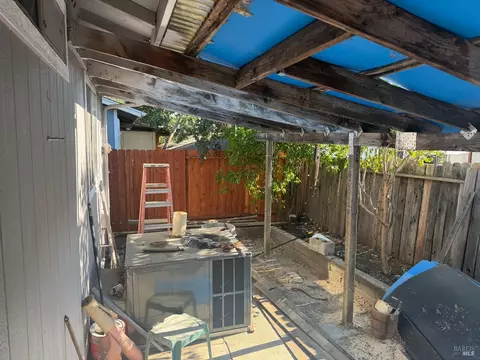 822 Cindee Ln, Ukiah, CA 95482 photo 6