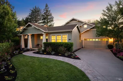 1347 Brockman Ln, Sonoma, CA 95476
