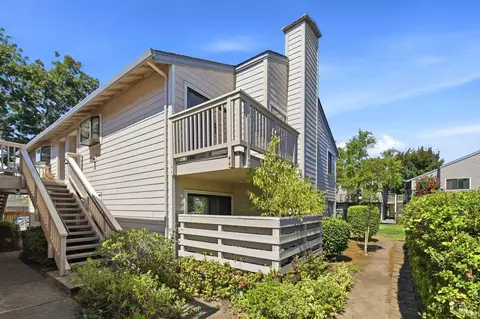 495 Mission Blvd, Santa Rosa, CA 95409