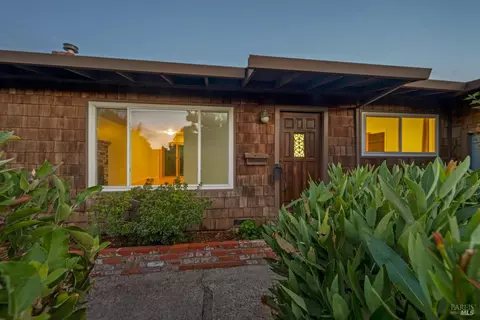 4772 Sunshine Ave, Santa Rosa, CA 95409