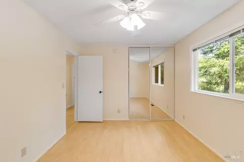 Bedroom - 166 Westminster Way, Vallejo, CA 94591 photo 5 of 9