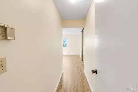 Entry Way - 166 Westminster Way, Vallejo, CA 94591 photo 3 of 3