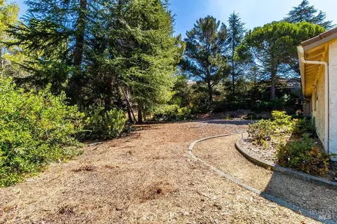 Exterior - 166 Westminster Way, Vallejo, CA 94591 photo 16 of 31