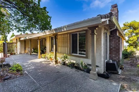 Exterior - 166 Westminster Way, Vallejo, CA 94591 photo 8 of 31