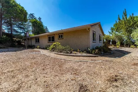 Exterior - 166 Westminster Way, Vallejo, CA 94591 photo 14 of 31