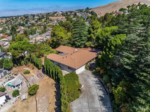 View/Area - 166 Westminster Way, Vallejo, CA 94591 photo 3 of 14