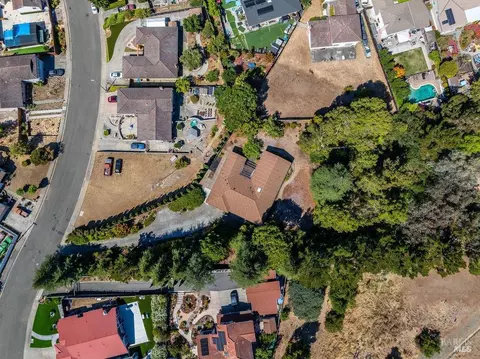 View/Area - 166 Westminster Way, Vallejo, CA 94591 photo 4 of 14