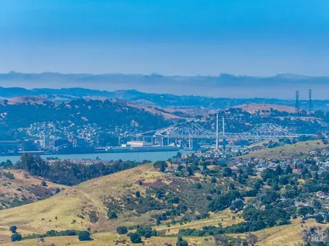 View/Area - 166 Westminster Way, Vallejo, CA 94591 photo 12 of 14