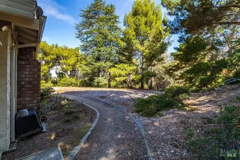 Exterior - 166 Westminster Way, Vallejo, CA 94591 photo 12 of 31