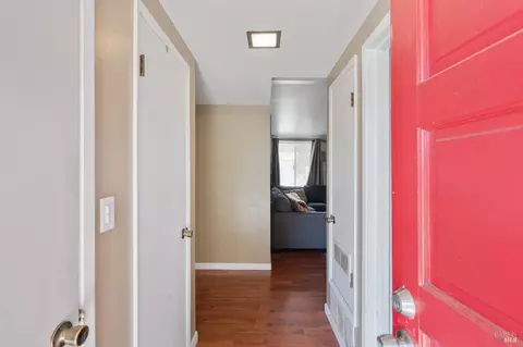 Entry Way - 123 Spencer St, Vallejo, CA 94589 photo 1 of 2