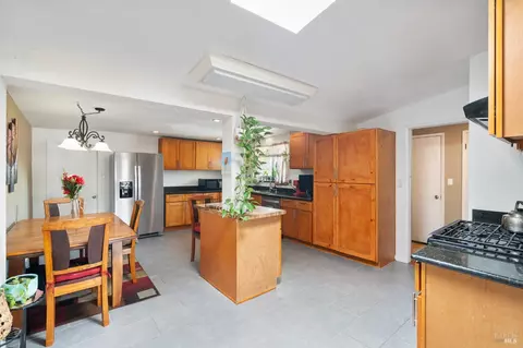Kitchen - 123 Spencer St, Vallejo, CA 94589 photo 1 of 3