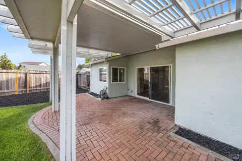 Exterior - 1254 Granada St, Vallejo, CA 94591 photo 7 of 10