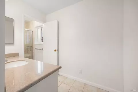 Bath - 1254 Granada St, Vallejo, CA 94591 photo 2 of 3