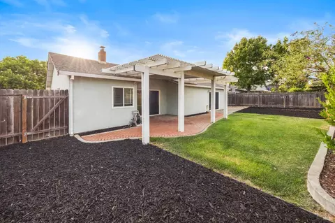 Exterior - 1254 Granada St, Vallejo, CA 94591 photo 2 of 10