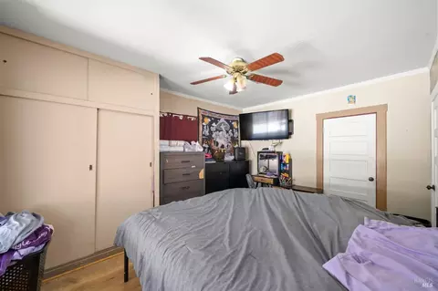 Bedroom - 136 12th St, Vallejo, CA 94590 photo 4 of 6
