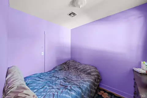 Bedroom - 136 12th St, Vallejo, CA 94590 photo 3 of 6