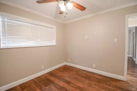Bedroom - 215 Rome Dr, Vallejo, CA 94589 photo 5 of 5