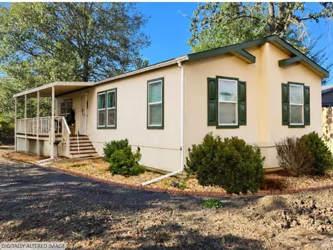 103 E Oak St, Willits, CA 95490 photo 2