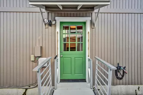 17 Liberty Dock, Sausalito, CA 94965 photo 4
