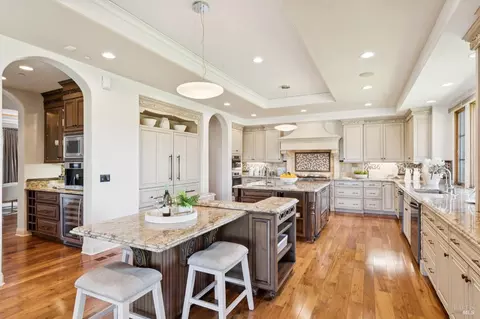 Kitchen - 55 Hunter Ranch Rd, Napa, CA 94558 photo 8 of 10