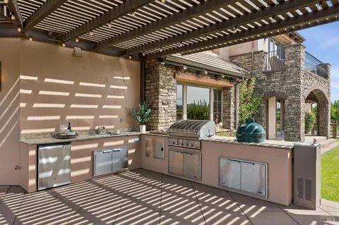 Kitchen - 55 Hunter Ranch Rd, Napa, CA 94558 photo 1 of 10