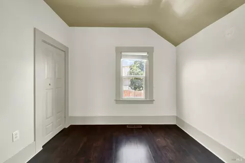 Bedroom - 918 Branciforte St, Vallejo, CA 94590 photo 3 of 4