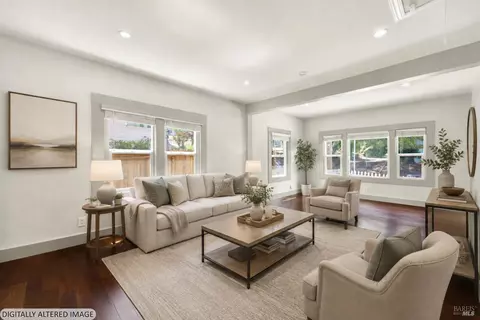 Living - 918 Branciforte St, Vallejo, CA 94590 photo 1 of 8