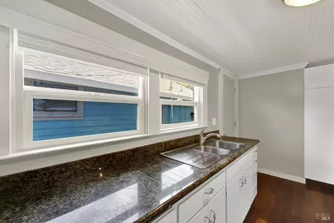 Kitchen - 918 Branciforte St, Vallejo, CA 94590 photo 3 of 3