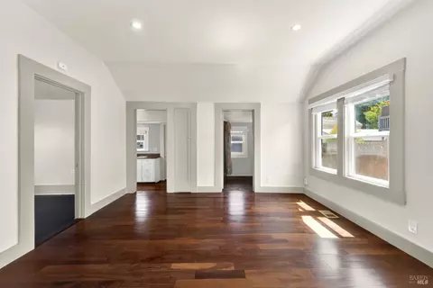 Living - 918 Branciforte St, Vallejo, CA 94590 photo 7 of 8